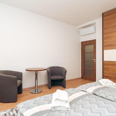 Wellness A Relax Centrum Palarikovo ภายนอก รูปภาพ