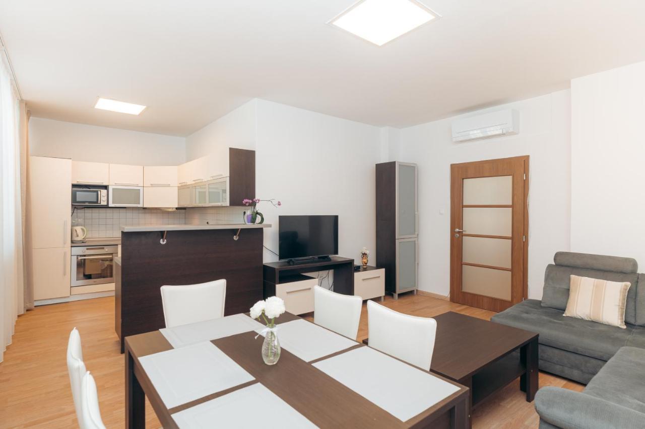 Wellness A Relax Centrum Palarikovo ภายนอก รูปภาพ